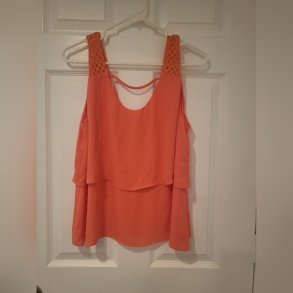 3/$12 blouse - Picture 2 of 2